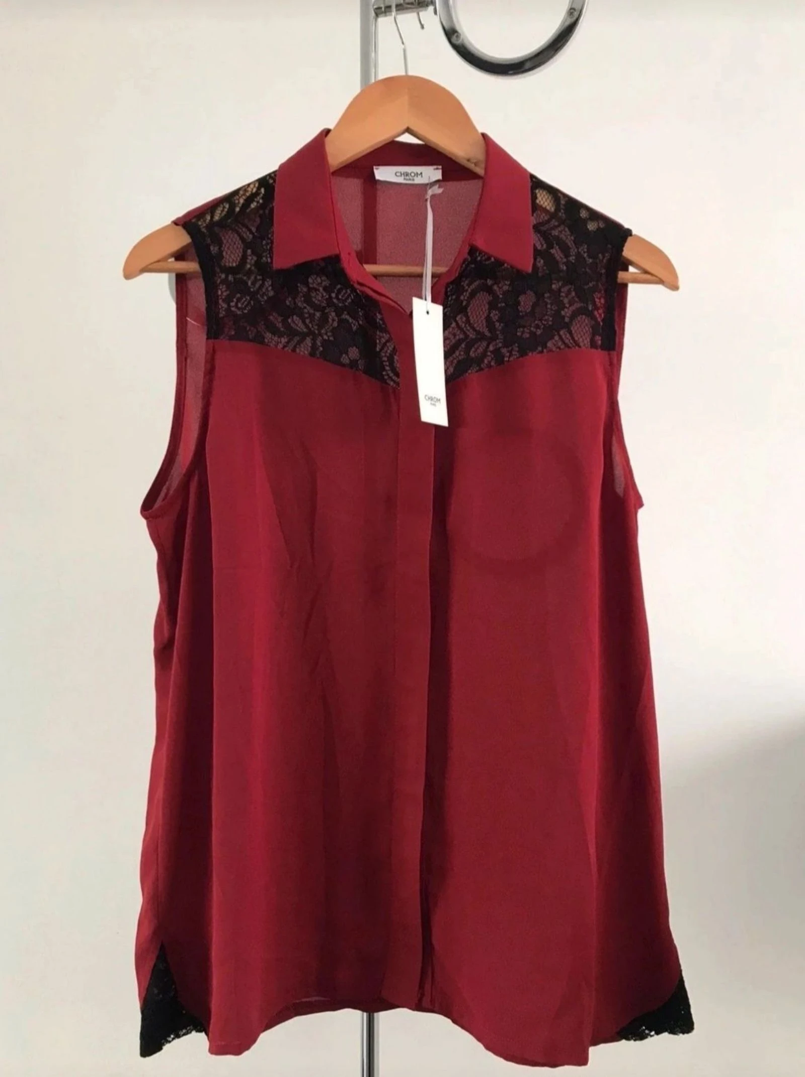 ❤️🖤Top rojo y encaje negro – Talla M – Nuevo con etiqueta. ❤️🖤 – photo 2